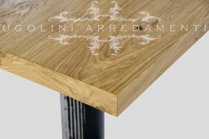 Knotted oak table with iron base - 190 - Knotted oak table detail 5